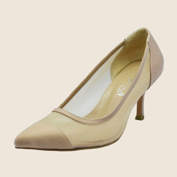 angeline sy sonia red heel